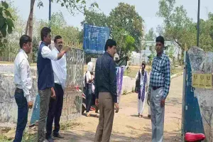 Chaibasa News:  कॉलेज में बुनियादी सुविधाओं का संकट, सरकार से सुधार की मांग