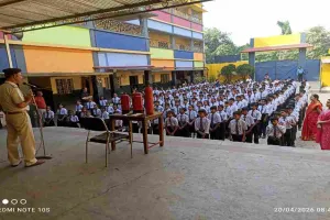 आग से बचाव की ट्रेनिंग: गिरिडीह स्कूल में लाइव डेमो से जागरूक हुए विद्यार्थी