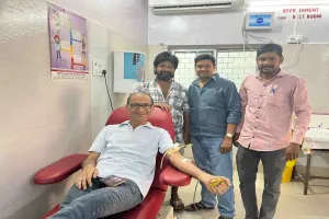 Deoghar News: जन्मदिन पर रक्तदान कर पेश की मानवता की मिसाल