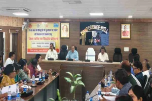 Giridih News: समाहरणालय से कुपोषण के खिलाफ जंग: 'समर' कार्यक्रम के जरिए स्वस्थ समाज की तैयारी