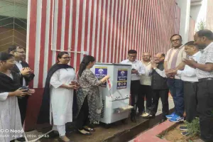 Deoghar News: मधुपुर कोर्ट परिसर में वॉटर चिलर मशीन का उद्घाटन, लोगों को बड़ी राहत