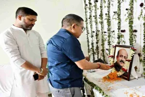 Bokaro News: विधायक अनूप सिंह के भतीजे राजू के निधन से शोक की लहर, उपायुक्त ने दी श्रद्धांजलि