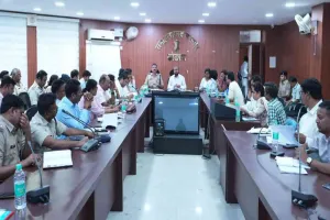 Koderma News: JPSC परीक्षा की तैयारी पूरी: 18 केंद्रों पर 7284 परीक्षार्थी देंगे परीक्षा, DC ने दिए सख्त निर्देश