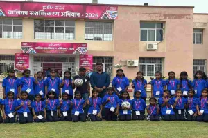 संघर्ष से सफलता तक: फुटबॉलर दिव्यानी लिंडा ने GEM बालिकाओं को किया प्रेरित
