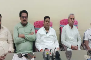 बांसजोड़ा हिंसा मामले में कांग्रेस का पलटवार, सांसद ढुल्लू महतो पर साधा निशाना