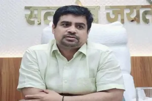 Bihar: सुपौल में सरकारी राशि घोटाले की साजिश नाकाम, दो शिक्षा कर्मियों पर सस्पेंशन की तलवार