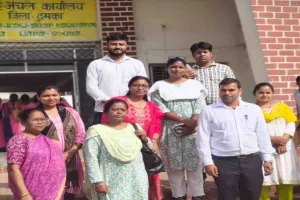 Dumka News: समाज कल्याण योजनाओं की समीक्षा, जिला पदाधिकारी ने दिए शत-प्रतिशत लक्ष्य हासिल करने के निर्देश