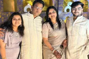 Koderma News: रिद्धि जैन ने  95.6 अंक लाकर जैन समाज का नाम रोशन किया, पढ़ाई में अव्वल रिद्धि बैडमिंटन और पेंटिंग की भी हैं शौकीन