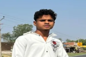 कोडरमा के युवक की गुजरात में संदिग्ध मौत: पोपलेन ऑपरेटर अफरोज का शव पहुंचते ही पैतृक गांव में मचा कोहराम