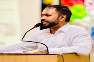 Koderma News: मॉडर्न पब्लिक स्कूल में करियर काउंसलिंग, विद्यार्थियों को मिली उच्च शिक्षा और सरकारी योजनाओं की सही राह