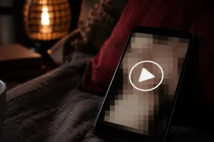 Fatima Jatoi Viral MMS: हर कोई खोज रहा '6 मिनट 39 सेकेंड वीडियो'...लेकिन क्लिक करने से पहले जान लें पूरा सच