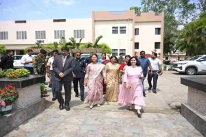 ब्रिजफोर्ड स्कूल में AI एवं रोबोटिक्स लैब का उद्घाटन एवं मेधा सम्मान समारोह संपन्न