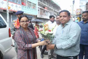 Hazaribagh News: मुख्यमंत्री सारथी योजना अंतर्गत प्रशिक्षित विद्यार्थियों को प्रमाणपत्र वितरण