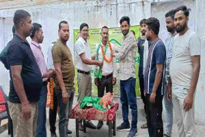 Koderma News: युवाओं का झामुमो से जुड़ाव, युवा मोर्चा जिला अध्यक्ष मो. सद्दाम के नेतृत्व में कई ने ली सदस्यता