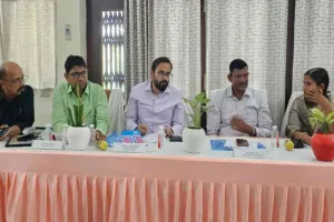 Koderma News: जिला परिषद बोर्ड की बैठक, बस स्टैंड का किस्त जमा नही करने पर संवेदक पर कार्यवायी 
