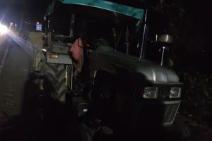Bokaro News: अवैध बालू लदा एक ट्रैक्टर जप्त, खनन माफियाओं में हड़कंप 