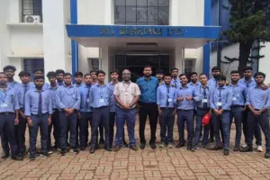 Ranchi News: CIT मेकेनिकल इंजीनियरिंग के छात्रों का औद्योगिक भ्रमण, एसएनएल बेयरिंग में सीखी निर्माण तकनीक