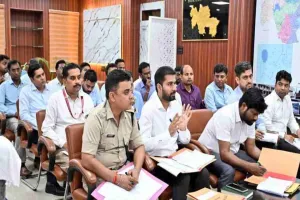 Bokaro News: अवैध खनन पर 'जीरो टॉलरेंस': डीसी अजय नाथ झा ने टास्क फोर्स को दिए सख्त कार्रवाई के निर्देश