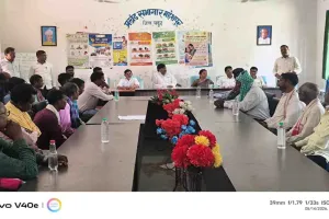 Pakur News: सांस्कृतिक विरासत का सम्मान: महेशपुर में विधायक स्टीफन मरांडी ने बांटे ढोल, नगाड़ा और मांदर