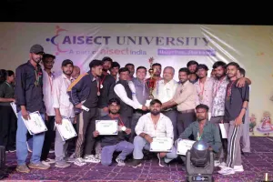 Hazaribagh News: आईसेक्ट विश्वविद्यालय में सांस्कृतिक महोत्सव 'कस्तूरी-2026' का भव्य आगाज, स्थापना दिवस पर थिरके छात्र
