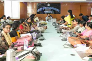 Palamu News: उपायुक्त दिलीप प्रताप सिंह शेखावत का कड़ा एक्शन: लापरवाही बरतने पर कई एलएस (LS) को शोकॉज़