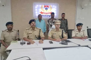 जमीन विवाद में खूनी खेल: रामपुर गांव में अंधाधुंध गोलीबारी, एक युवक की मौत, 4 गंभीर रूप से घायल