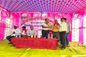 Sahebganj News: उच्च विद्यालय में प्रतिभा सम्मान समारोह, मेधावी छात्र-छात्राओं को मिले मेडल और प्रशस्ति पत्र