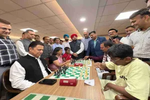 Ranchi News: जिला शतरंज चैम्पियनशिप 2026 का चैंबर भवन में भव्य उद्घाटन, मुख्य अतिथि राज्यसभा सांसद महुआ माजी रहीं उपस्थित