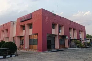 Koderma News: व्यवहार न्यायालय में मासिक लोक अदालत संपन्न, 18 वादों का हुआ निष्पादन