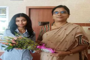 500 में 500 अंक लाकर अवनी केजरीवाल बनीं देश की टॉपर, डीपीएस रांची ने रचा इतिहास