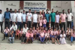Pakur News: अंतरराष्ट्रीय योग दिवस पर आमडापाड़ा में योग शिविर, अधिकारियों ने दिया स्वस्थ जीवन का संदेश