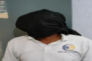 न्यायालय के वारंट पर चौपारण पुलिस का एक्शन: केंदुआ पाड़ेबारा से दबोचा गया वांछित अभियुक्त
