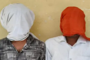 Hazaribagh News: चौपारण पुलिस ने अभियान चलाकर दो फरार अभियुक्तों को किया गिरफ्तार