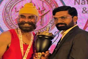 रांची के जगदीश सिंह चमके: नेशनल योगासन प्रतियोगिता में जीता 'चैम्पियन ऑफ चैम्पियन' रनर अप खिताब