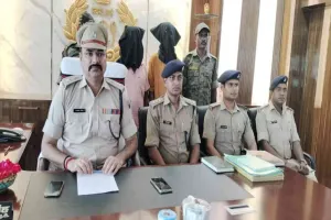 Pakur News: चाय दुकान की आड़ में बिक रही थी ब्राउन शुगर, पुलिस ने मारा छापा; दो गिरफ्तार