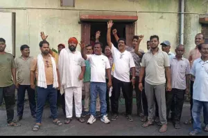 Dhanbad News: प्रबंधन और जनता मज़दूर संघ के बीच वार्ता सफल, प्रस्तावित आंदोलन स्थगित