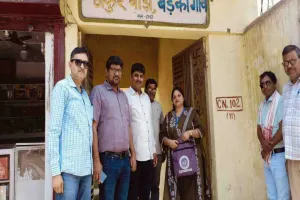 Hazaribagh News: मकान सूचीकरण कार्य का जायजा लेने देवगढ़ और एनटीपीसी वर्कर ब्लॉक पहुंचे बीडीओ 