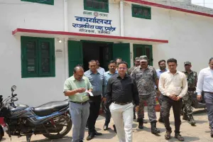 Hazaribagh News: उपायुक्त हेमंत सती ने बरही प्रखंड का किया मैराथन निरीक्षण, दिए कई निर्देश