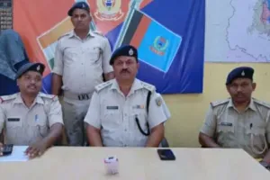 Sahebganj News: नशीले पदार्थ के खिलाफ अभियान जारी, उधवा ओवरब्रिज पर पुलिस ने युवक को दबोचा