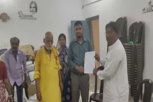 Sahebganj News: फेयर प्राइस डीलर एसोसिएशन ने प्रखंड आपूर्ति पदाधिकारी को सौंपा चार सूत्री मांग पत्र