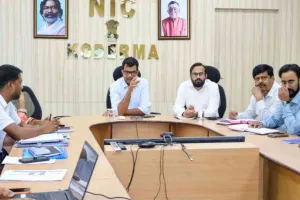 Koderma News: उपायुक्त उत्कर्ष गुप्ता ने की कृषि व पशुपालन विभाग की समीक्षा, दिए कई निर्देश