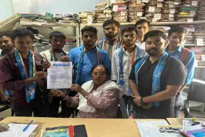 Sahebganj News: NSUI ने कुलपति को सौंपा चार सूत्री मांग पत्र, शैक्षणिक मुद्दों पर जताया विरोध