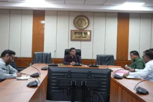 Hazaribagh News: उपायुक्त की अध्यक्षता में श्रम एवं नियोजन विभाग की समीक्षा बैठक