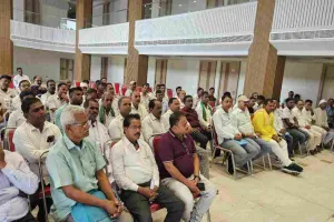 गाण्डेय विधानसभा के कार्यकर्ताओं के साथ SIR को लेकर झामुमो की बैठक