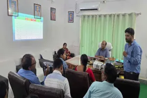 Dumka News: सावित्रीबाई फुले किशोरी समृद्धि योजना पर विशेष प्रशिक्षण कार्यक्रम का हुआ आयोजन