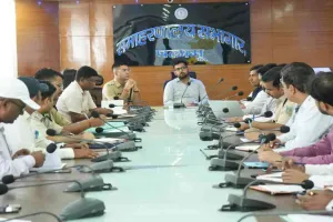 Palamu News: सड़क सुरक्षा को लेकर सख्त हुए उपायुक्त,नियम तोड़ने वालों पर होगी कड़ी कार्रवाई 