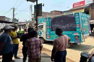 Hazaribagh News: पांचवें दिन भी मादक पदार्थों के खिलाफ अभियान की धूम, रथों ने दी दस्तक