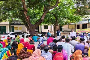 Koderma News: जयनगर के पीसपियरो में वरिष्ठ नागरिको के लिए विशेष विधिक जागरूकता शिविर आयोजित