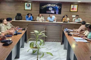 Giridih News: उपायुक्त रामनिवास यादव की अध्यक्षता में नीट-यूजी परीक्षा की विधिक समीक्षा