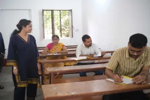 Sahebganj News: संध्या कॉलेज में मुफस्सिल कार्यालय लिपिकों की लेखा परीक्षा शांतिपूर्ण संपन्न